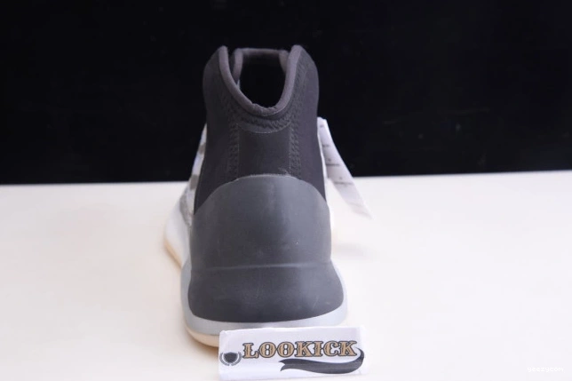 Adidas Quantum YZY Yeezy QNTM Q46473 1202